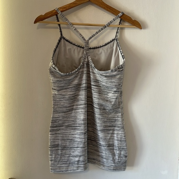 Lululemon Tank Top size 8 - Picture 2 of 6